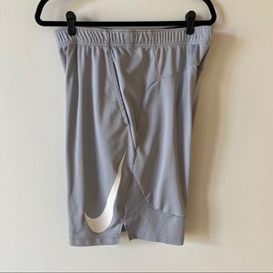 Nike Dri-Fit Men’s Basketball Short - Size L